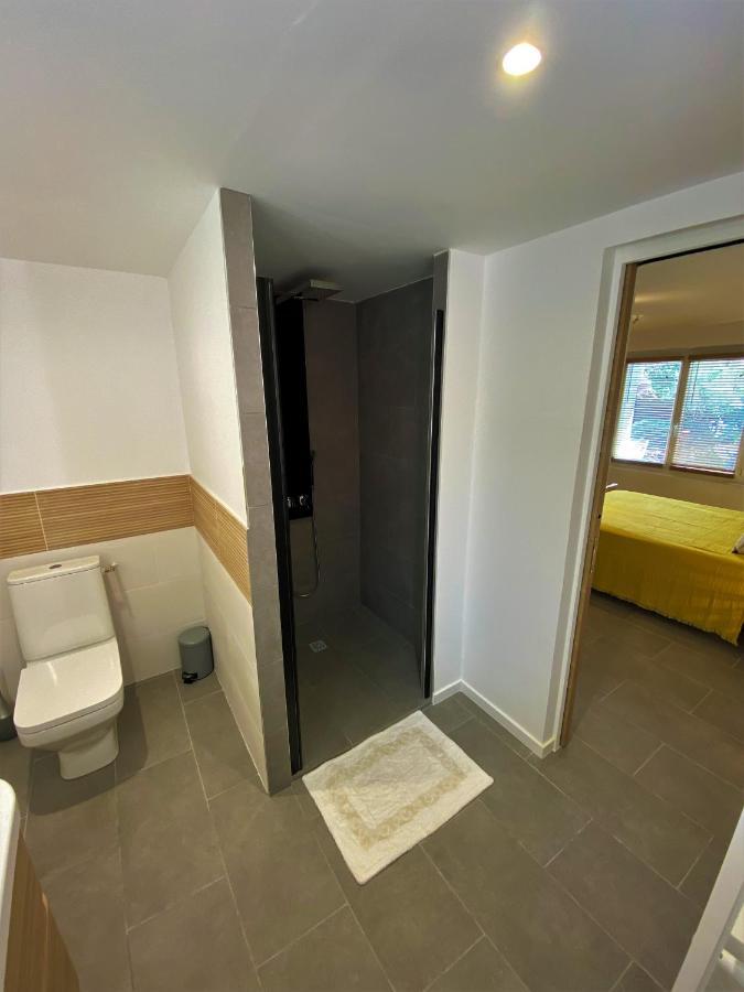 Appartement Rez De Villa Proche Port Et Plages De Sanary Екстериор снимка